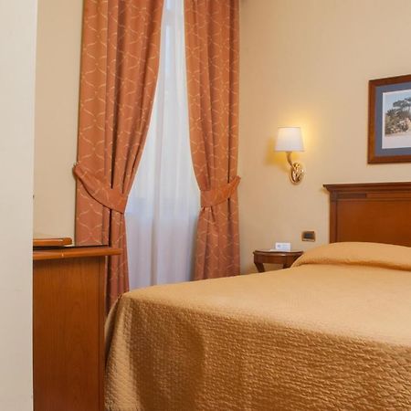 Le Cheminee Business Hotel Napoli Buitenkant foto