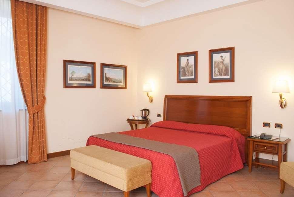 Le Cheminee Business Hotel Napoli Kamer foto