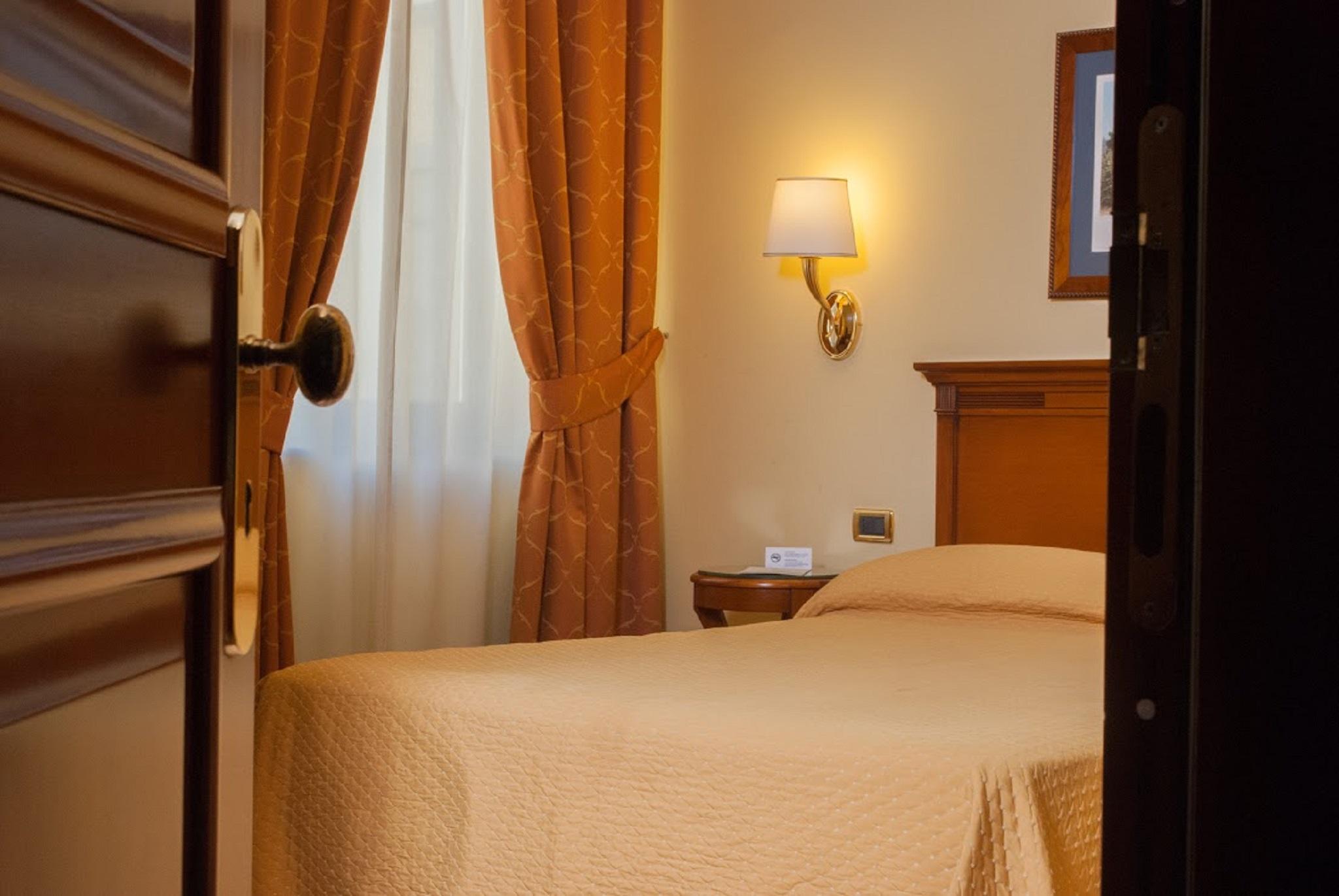 Le Cheminee Business Hotel Napoli Buitenkant foto