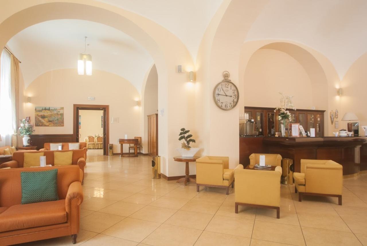 Le Cheminee Business Hotel Napoli Buitenkant foto